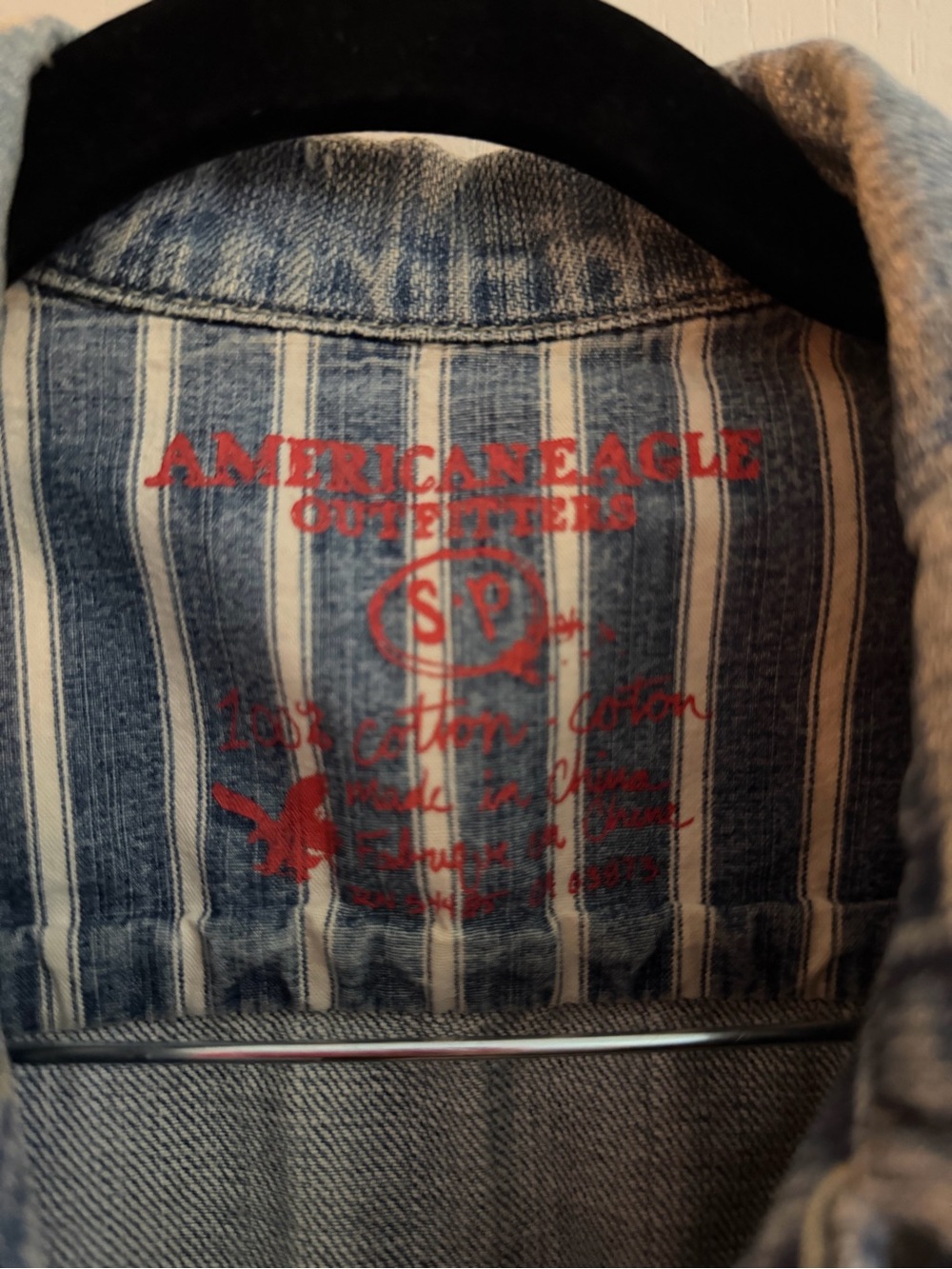 American Eagle Jean Jacket - Picture 2 of 3